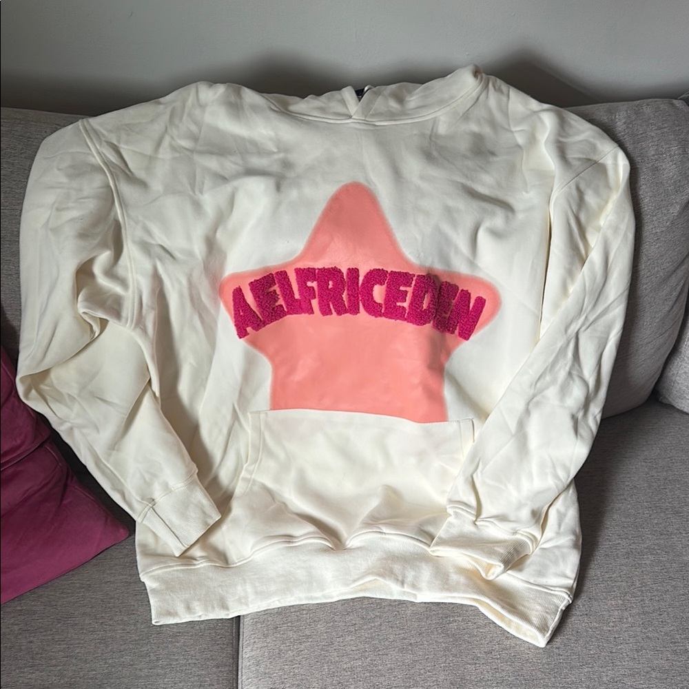 Aelfric Eden Cream Hoodie with Heart Tag
